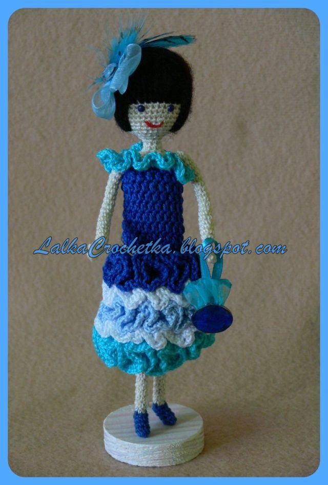 http://lalkacrochetka.blogspot.com/2014/01/bryzeida-doll.html